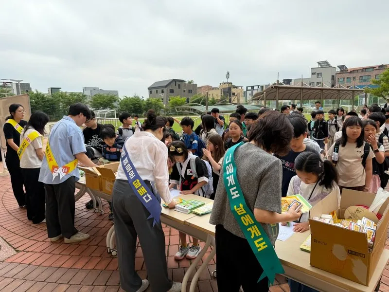 순천시, 청소년 건강 지킨다…등굣길 금연·절주 합동 캠페인