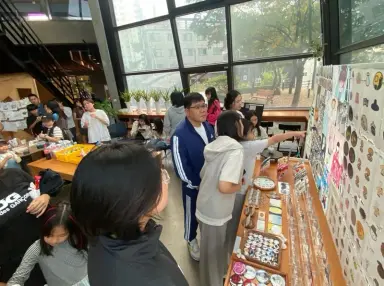 영천시!작은 손그림이 정식 상품으로!" 영천시청소년문화의집, '제2회 임티크 동아리 전시회' 개최