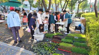 지역 농가 등과 착한소비 농부마켓 ‘나비장’ 열어