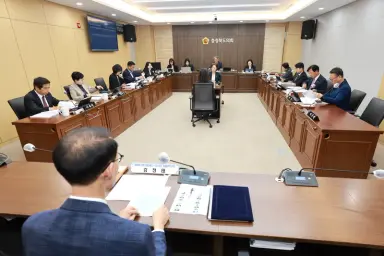 충북신보 이사장 후보자 인사청문특위 전문성 등 집중 검증