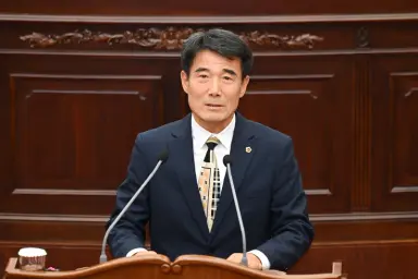 심영석 도의원, “진해신항, 주민과 상생하는 세계적 해양문화공간으로 조성해야”