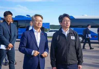 홍지선 국토부 장관, 광주 군공항 부지서 반도체 국가산단 조성 점검