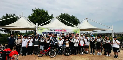 자전거 타고 쓰레기 줍는 ‘ECO-CYCLE’ 시민과 함께