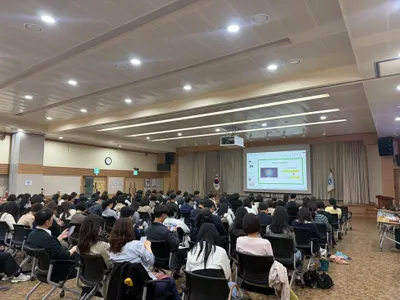 여수시, 공무원 대상 ‘유머 리더십’ 교육으로 조직 소통 강화
