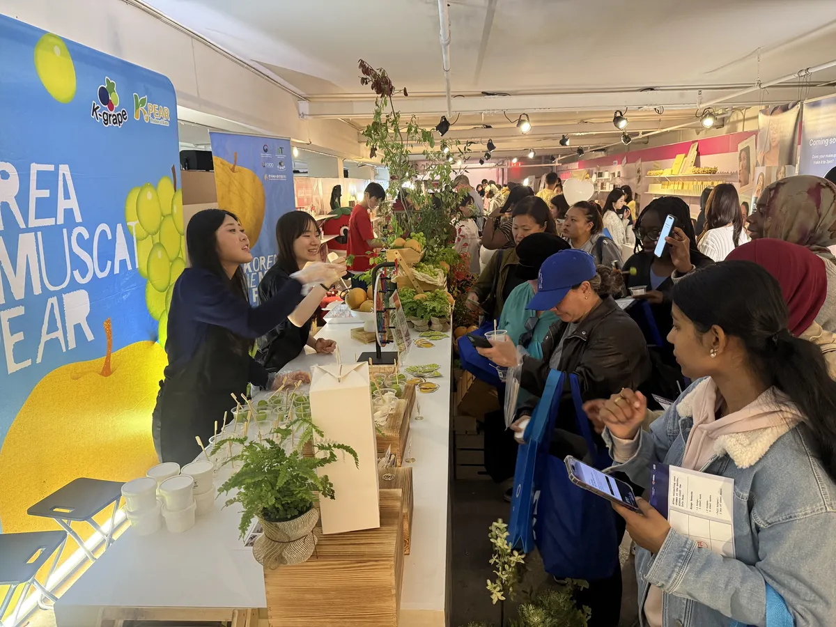 aT, 뉴욕 맨해튼 팝업스토어서 한국산 샤인머스캣·배 홍보