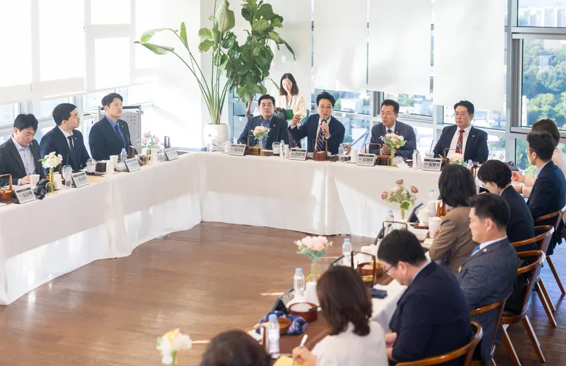 경기도교육청·경기도의회 교육행정위원회, ‘경기교육대전환’을 위한 경기교육 현안 논의 