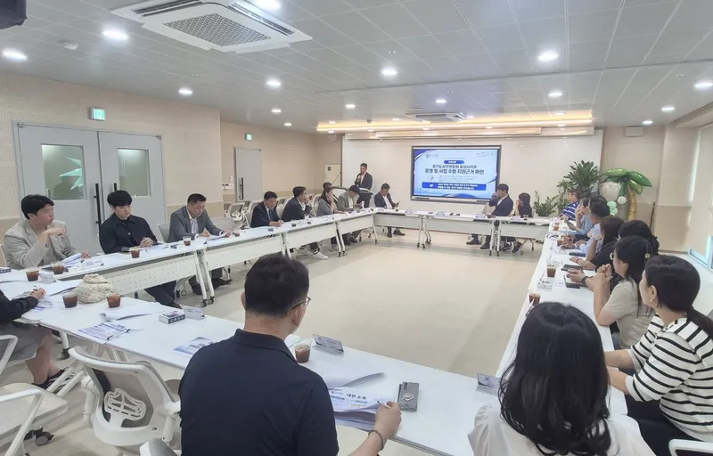 화성특례시의회, 경제환경위원회 “경기도상인연합회 화성시지부와 간담회” 지역 상인연합조직의 안정적 운영방안 모색