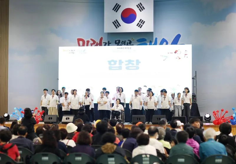 ‘배움의 즐거움, 나눔의 기쁨이 가득’ 평생학습 한마당으로 입증한 학습도시 태안의 힘