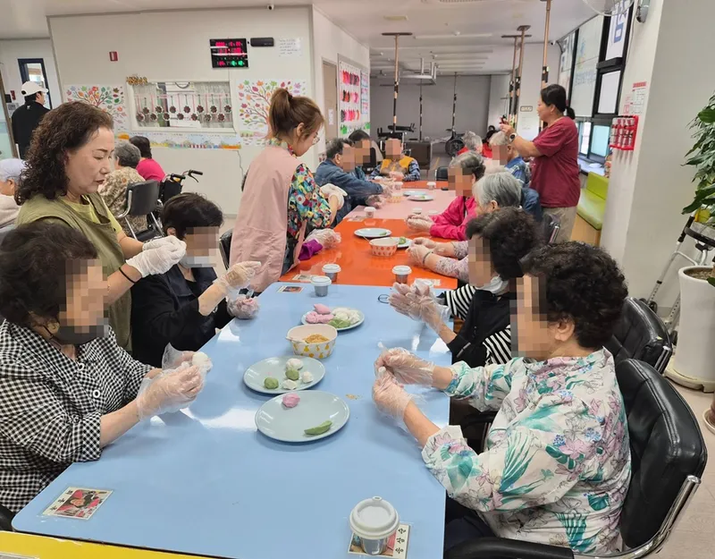 의정부시 어린이.사회복지급식관리지원센터, [추석 송편 만들기] 특별 프로그램 운영 성료