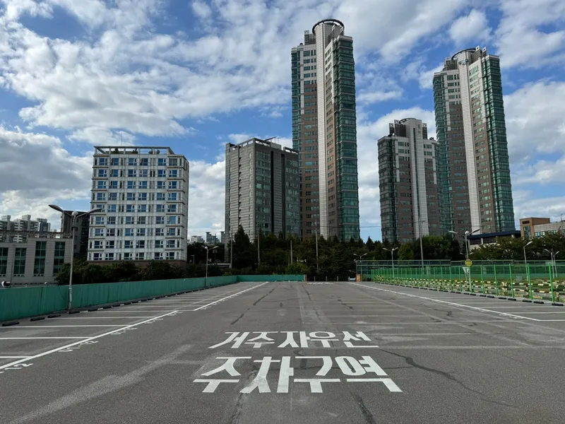 구로구, 신도림 자동차운전학원 유휴부지에 임시 주차장 조성…주차난 해소 나서