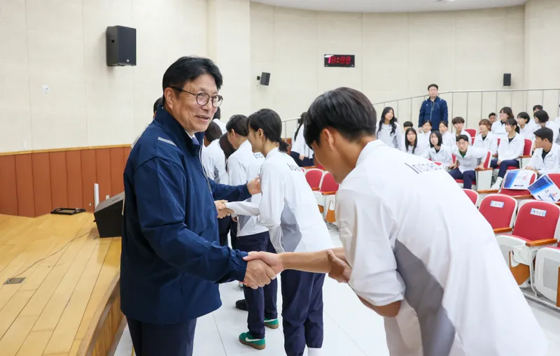 9. 29. 화. 도성훈 인천광역시교육감, 제107회 전국체육대회 인천체육고 선수단 격려 외 10건