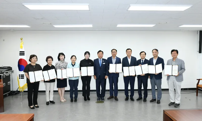 구리시, 시민의 눈으로 시정 살핀다…시민감사관 12명 위촉