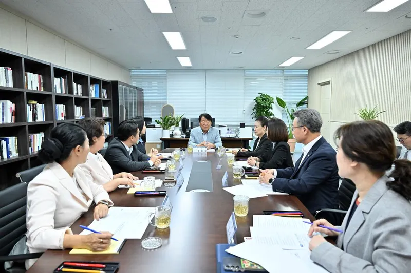 세종시의회 2027 충청권 하계세계대학경기대회 추진 특위, 조직위와 성공 개최 협력 강화