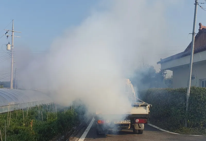 정읍시 덕천면,‘하절기 집중 방역소독’ 총력...안전한 생활환경 조성