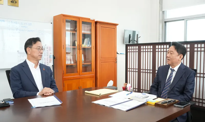 [수시] 위성곤 지사, 국회 상임위원장·간사 잇단 면담… 핵심 현안 지원 요청