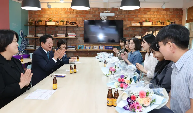 안양시, 3분기 민원 우수공무원과 간담회 개최