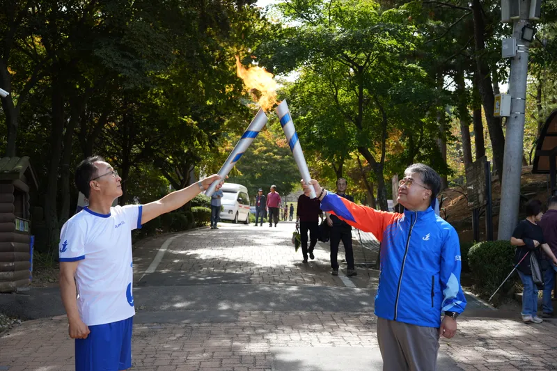 [수시] 제주를 잇는 화합의 불꽃, 전국체전 성화 밝힌다