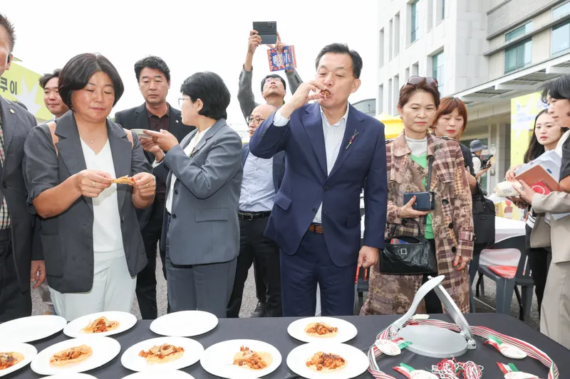 2026 수원꼬치페스타 개막, 5일까지 100여 종류 꼬치 만날 수 있다