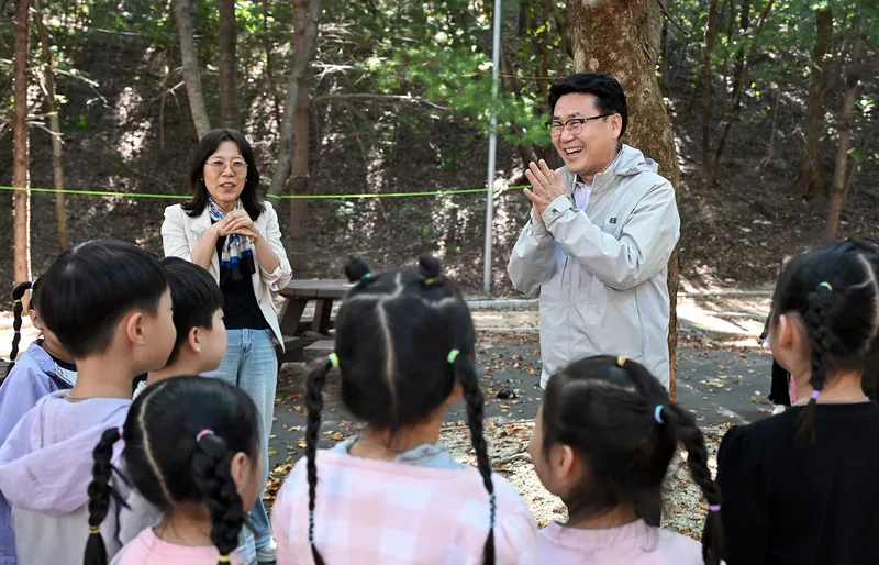 김원기 시장 민선 9기 취임 100일...아이들과 함께하는 일상동행