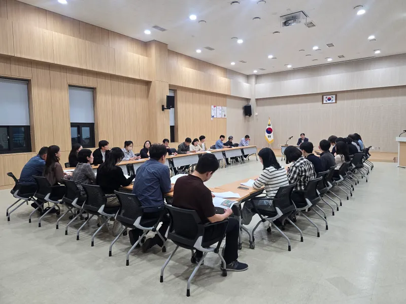 홍북읍, 민선9기 조직개편에 따른 직원 대상 친절교육 실시