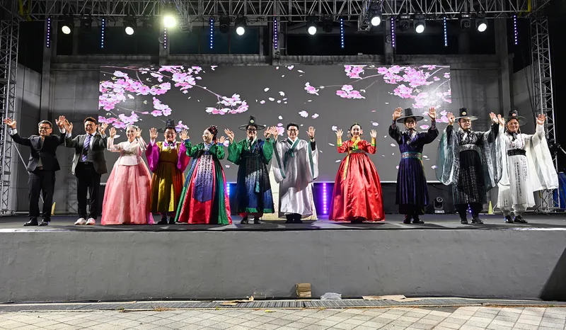 의정부시, 한글 의상 패션축제...[한글, 그 아름다움에 반하다] 성황리 개최