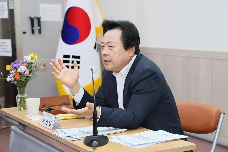 강기윤 창원특례시장, 5개 구청 돌며 ‘읍면동 현장 공무원’ 기(氣) 살렸다