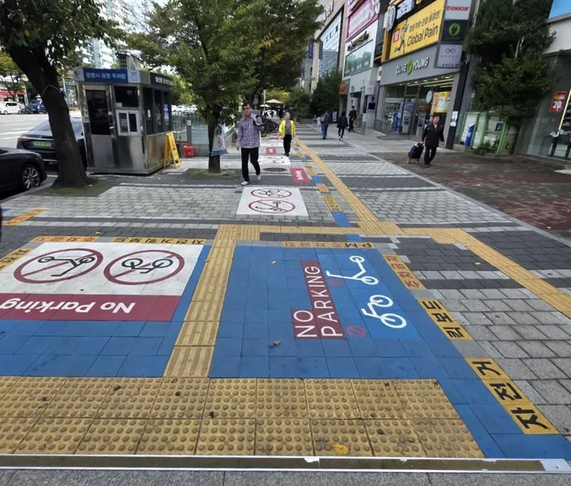 광명시, 철산역 출입구 노파킹존 확대… 보행 안전·비상 대피로 확보