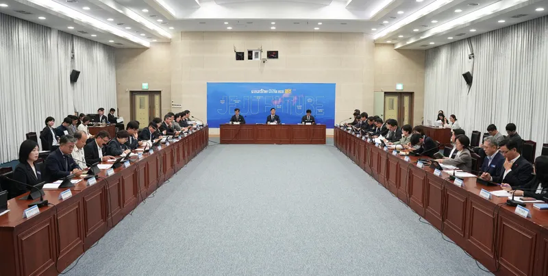 [수시] 제주, 로컬기업 키워 지역경제 선순환 기반 만든다