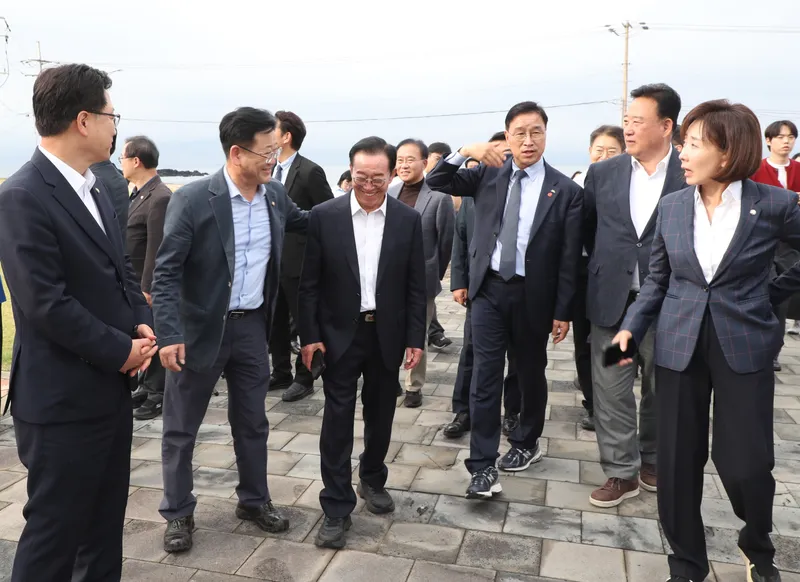 [수시] 국회 기후에너지환경노동위 제주 방문…에너지전환 현안 논의