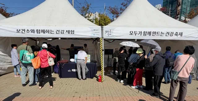 제물포구보건소, 화도진 축제 연계 건강홍보관 성황리 운영