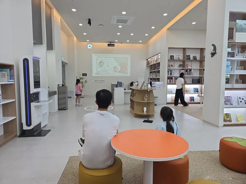 [기획] 사람과 책, 지역 잇는 시흥시 도서관