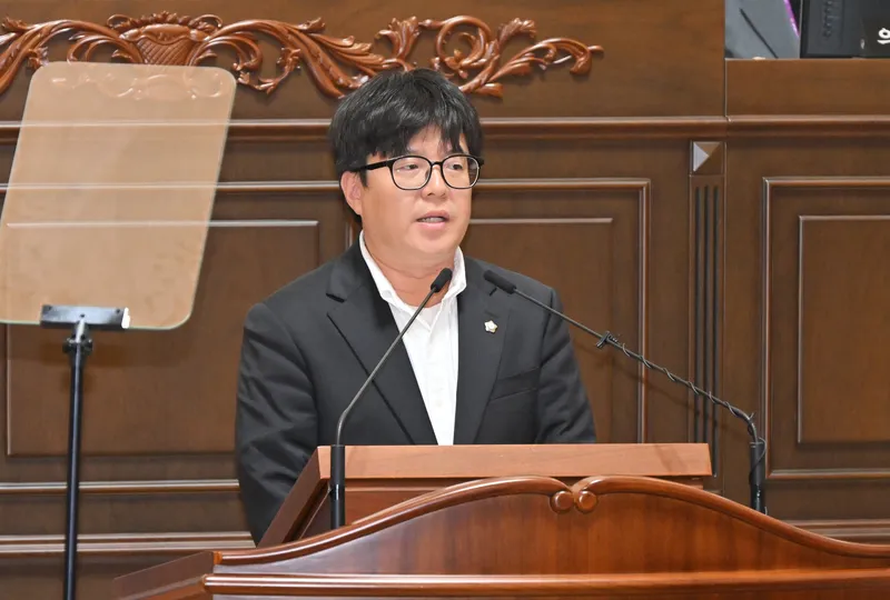 [5분 자유발언] 이영훈 진주시의원, ‘벽까지 쭉! 수직 주차선을 아시나요?’