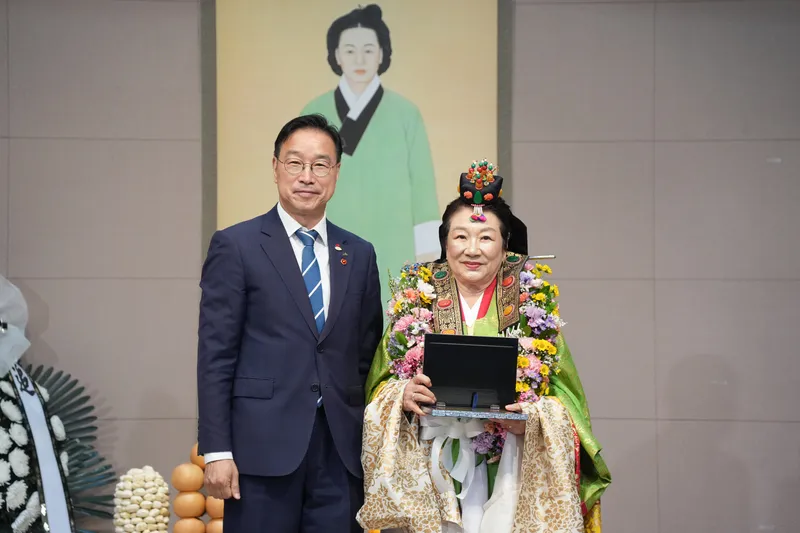 [수시] 시대 넘어 피어난 숭고한 나눔…제47회 만덕제 봉행