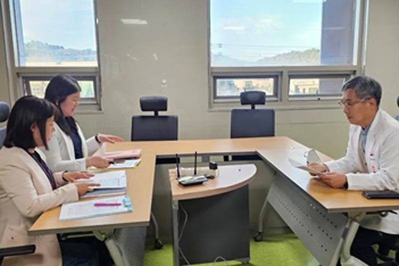 보도/해명-백령도 재택의료 첫 가정방문…통합돌봄 본격화