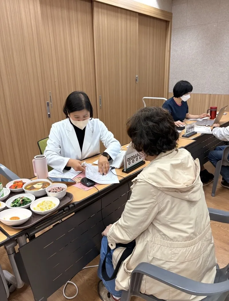 담양군 모바일 헬스케어사업 24주 완주…주민 70명 최종 건강검사