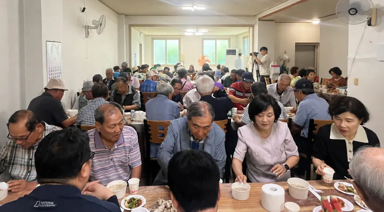 조지연 면장, 성전면 어르신 80여명과 함께 따뜻한 복달임 - 복지 | 시민의 눈