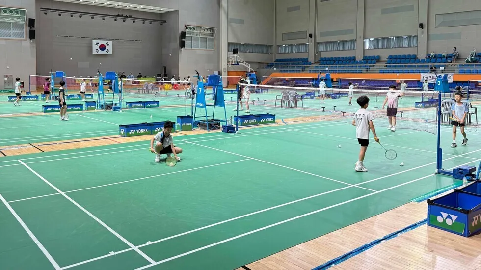 전국 초등 배드민턴 84개 팀 강진서 겨룬다… 지역경제 활력 기대 - 교육 | 코리아NEWS