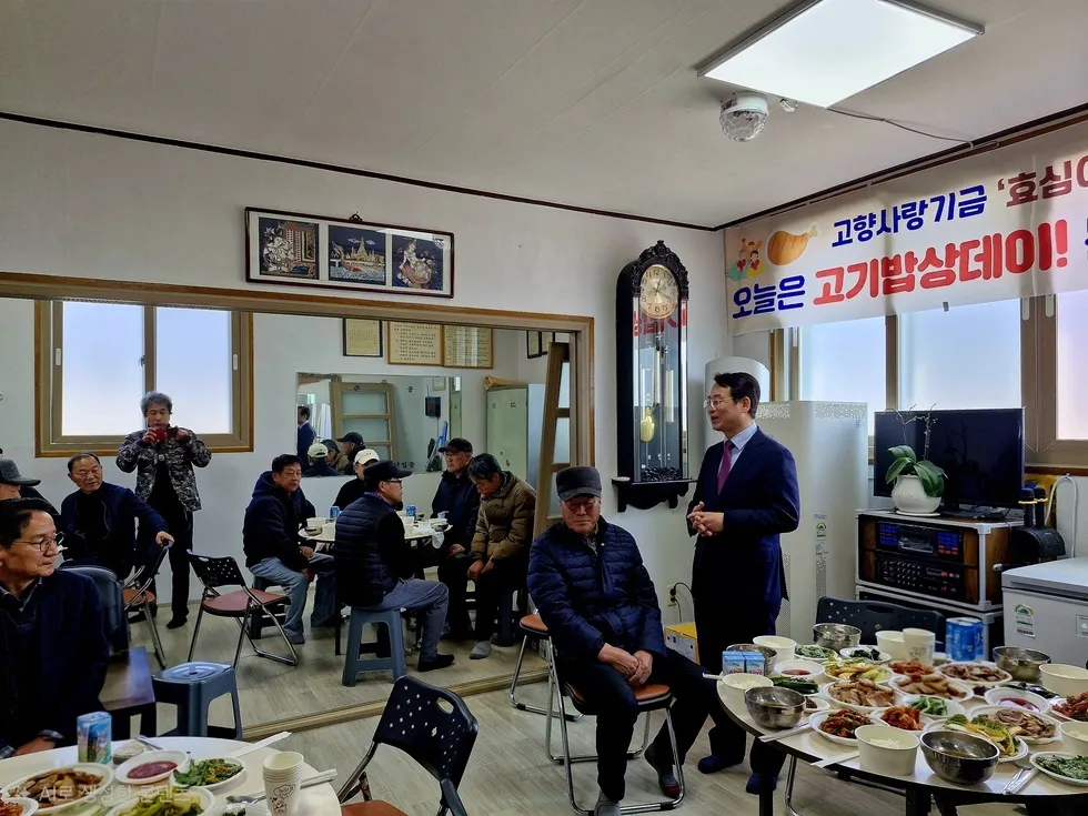강진군, 경로당 활기 ‘우리동네 고기밥상데이’ 3월도 성황