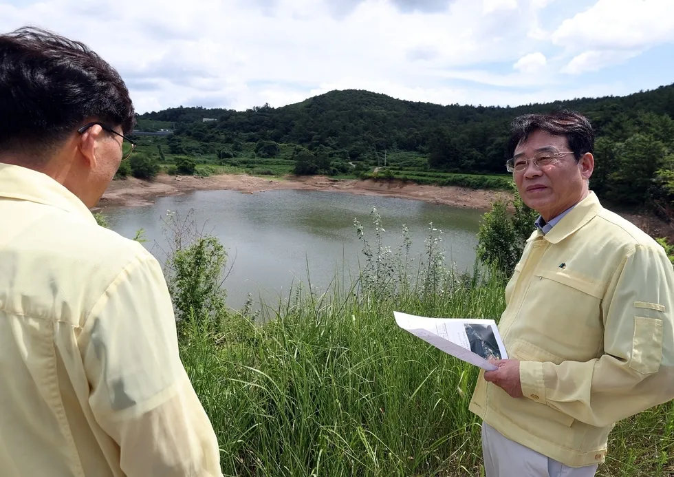 강진군, 가뭄장기화 대비…구곡저수지 현장점검 및 대책 수립