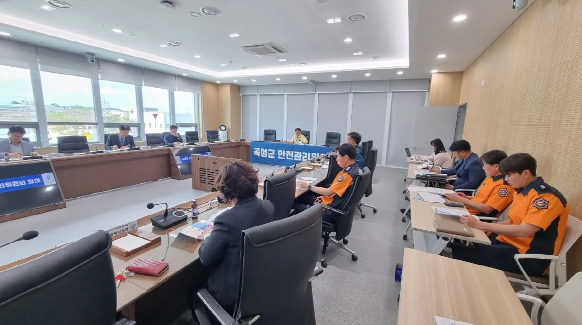 곡성군, 30만 명 찾는 '장미축제' 안전 확보…전 부문 점검 착수