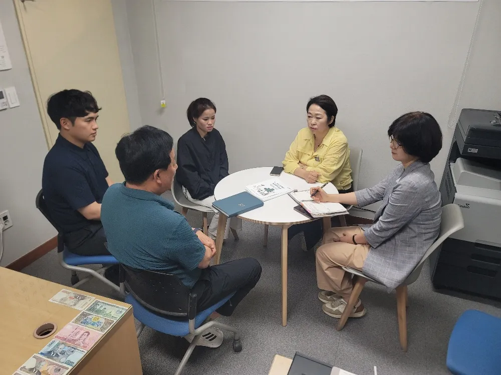 곡성군, 공공형 계절근로사업 현장 점검…안전 관리 강화 - 행정 | 코리아NEWS