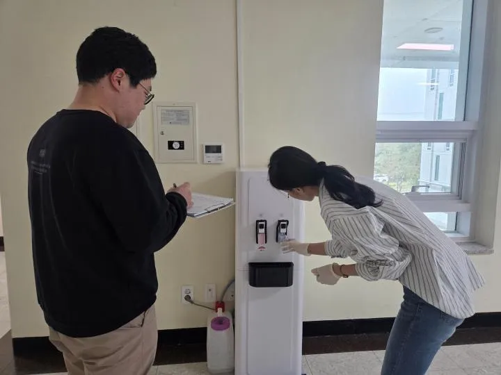 광주시, 취약계층 위한 ‘먹는물 무료 수질검사’ 실시…선착순 100개소 모집 - 복지 | 코리아NEWS
