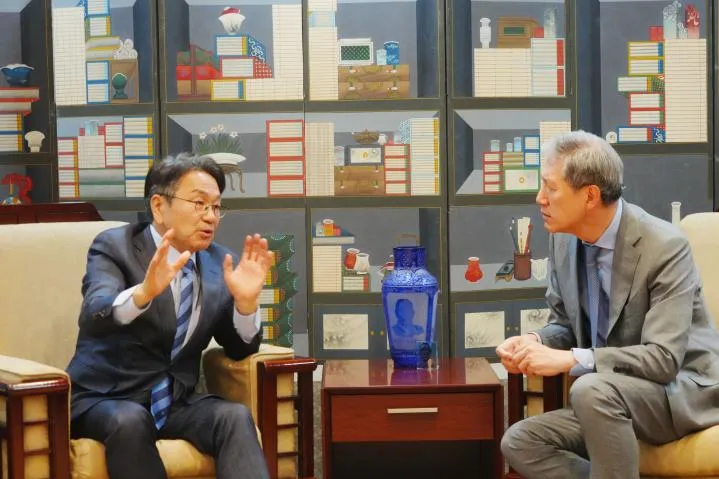 강기정 시장-노재헌 주중대사, 판다 유치 등 한중 교류 방안 논의