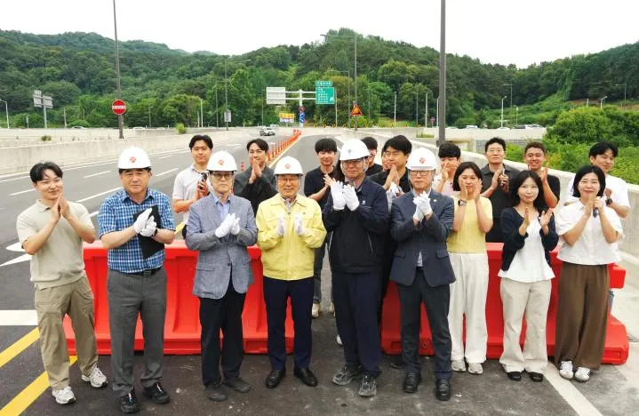 강기정 광주시장, 진월IC 진출입로 전면 개통 현장 방문…교통혁증 기대