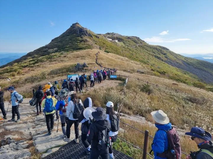 무등산권 지질공원, 유네스코 3연속 인증…세계적 모범사례 인정