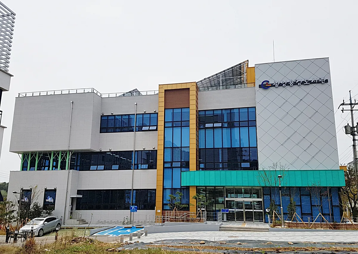 광양용강도서관, 2년 연속 문학 상주작가 지원 사업 선정