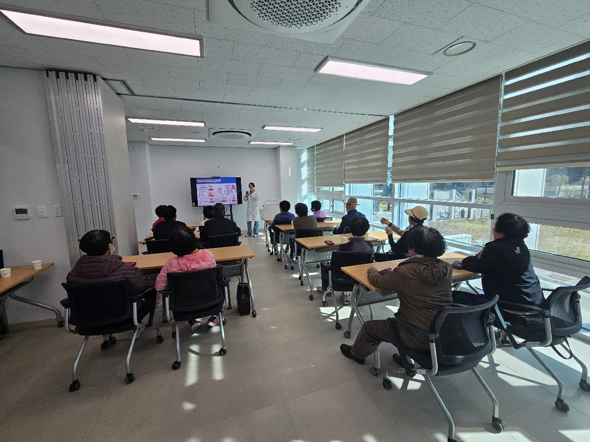 광양시 골약동, 노인일자리 참여자 대상 안전·직무 교육 실시