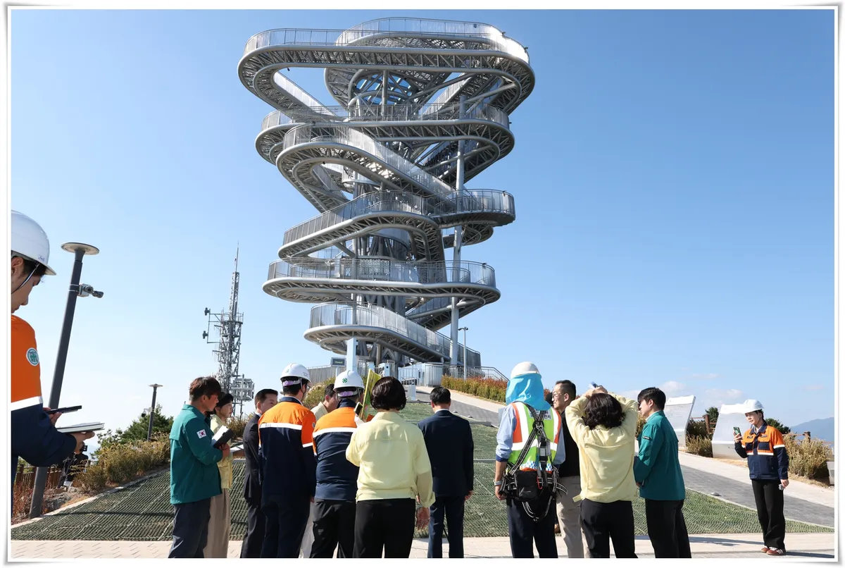 광양시, 구봉산 파노라마 워크 시범운영 앞두고 안전 점검