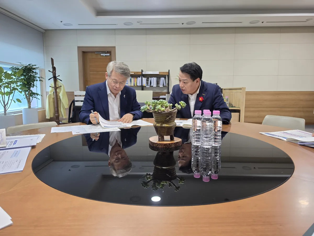 광양시, 민형배 특별시장에 5대 핵심사업 지원 건의 - 행정 | 코리아NEWS