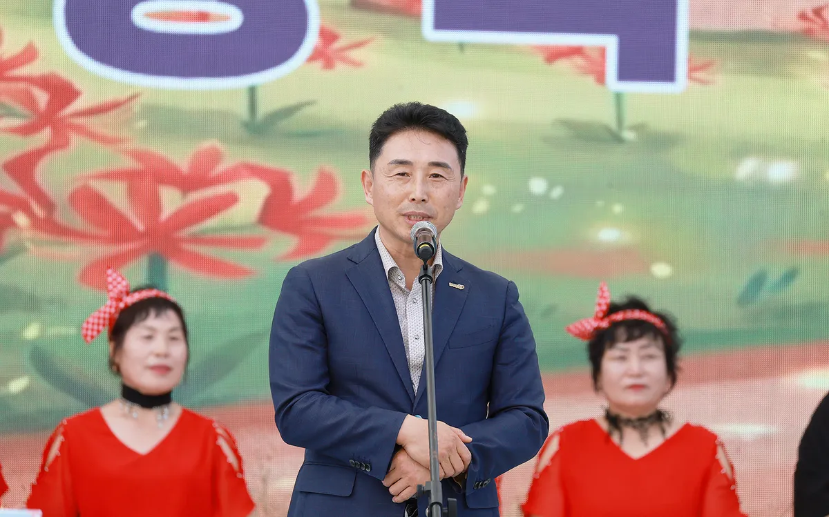 제27회 함평 모악산 꽃무릇축제 폐막…5일간 3만2천 명 다녀가